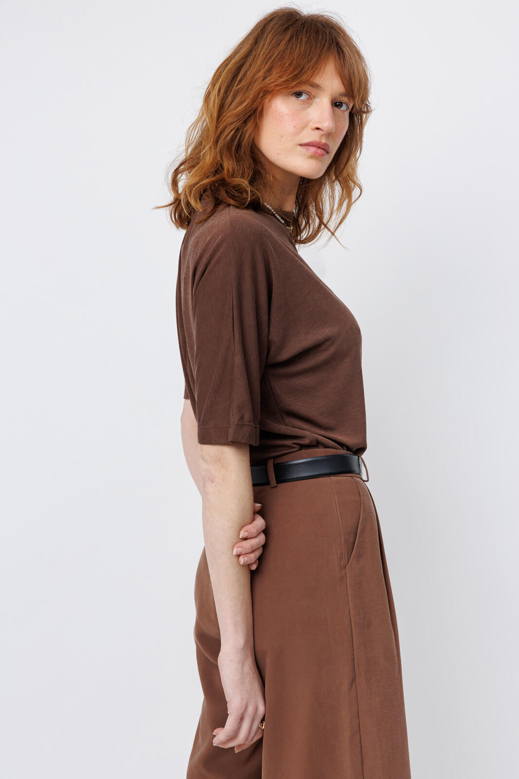 חולצת KAV | חום