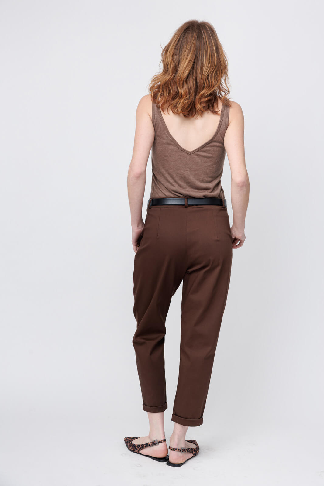 גופיית GAV | חום