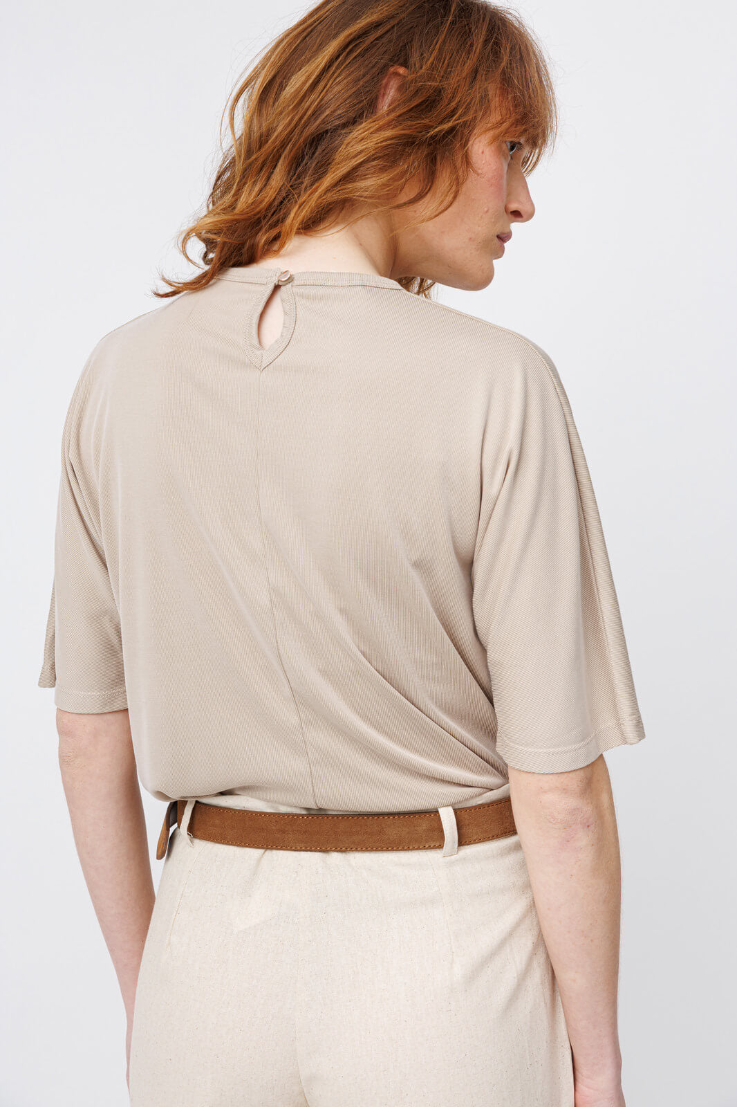 חולצת KAV | אבן