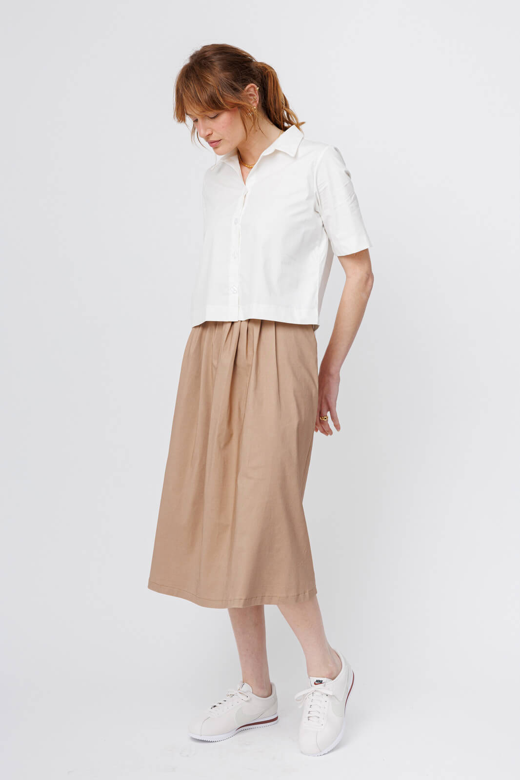 חצאית ELLI Brown עם כיסים – חצאית קיץ מחמיאה ונוחה מבית Bring Wear